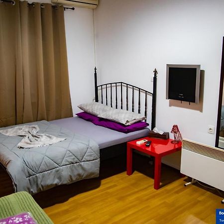 The Zen Apartment Athens Exterior photo