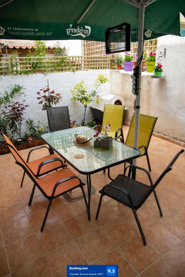 The Zen Apartment Athens Exterior photo